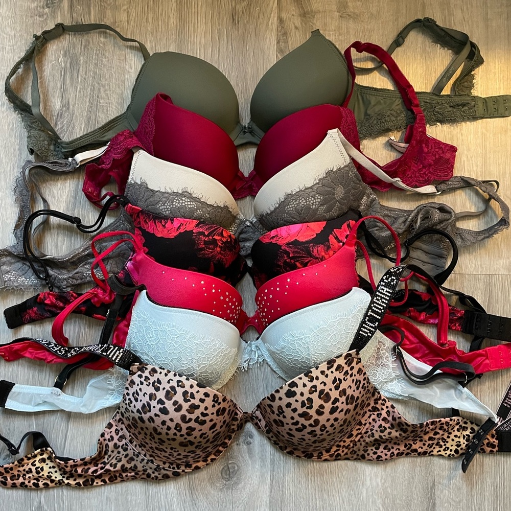10$ each!! Victoria secret bras!!